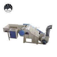 Polyester fiber opening machine